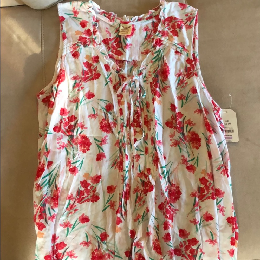floral blouse